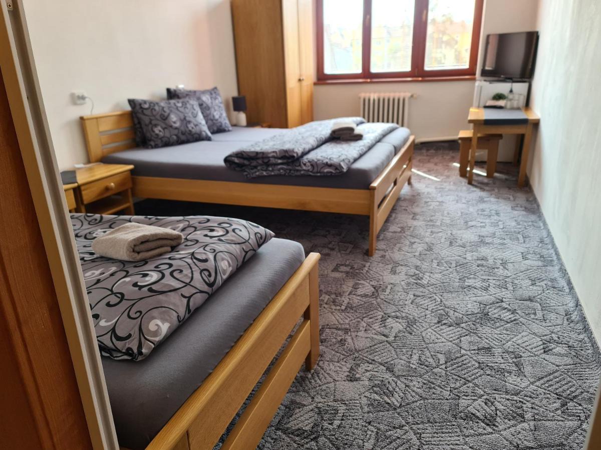 hotel KORUNA Rožnov pod Radhoštěm Exterior foto