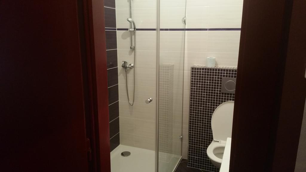 hotel KORUNA Rožnov pod Radhoštěm Zimmer foto