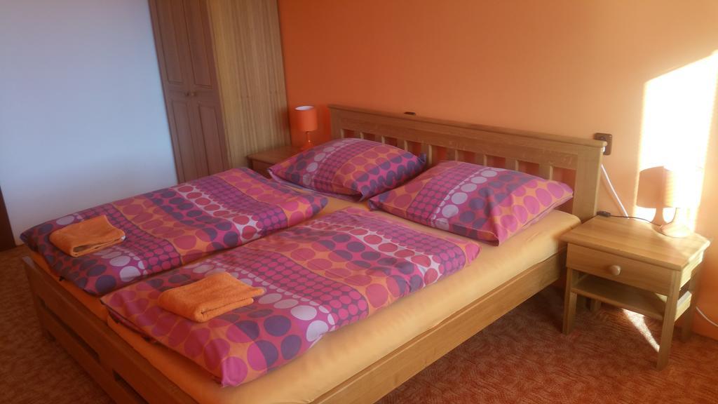 hotel KORUNA Rožnov pod Radhoštěm Zimmer foto
